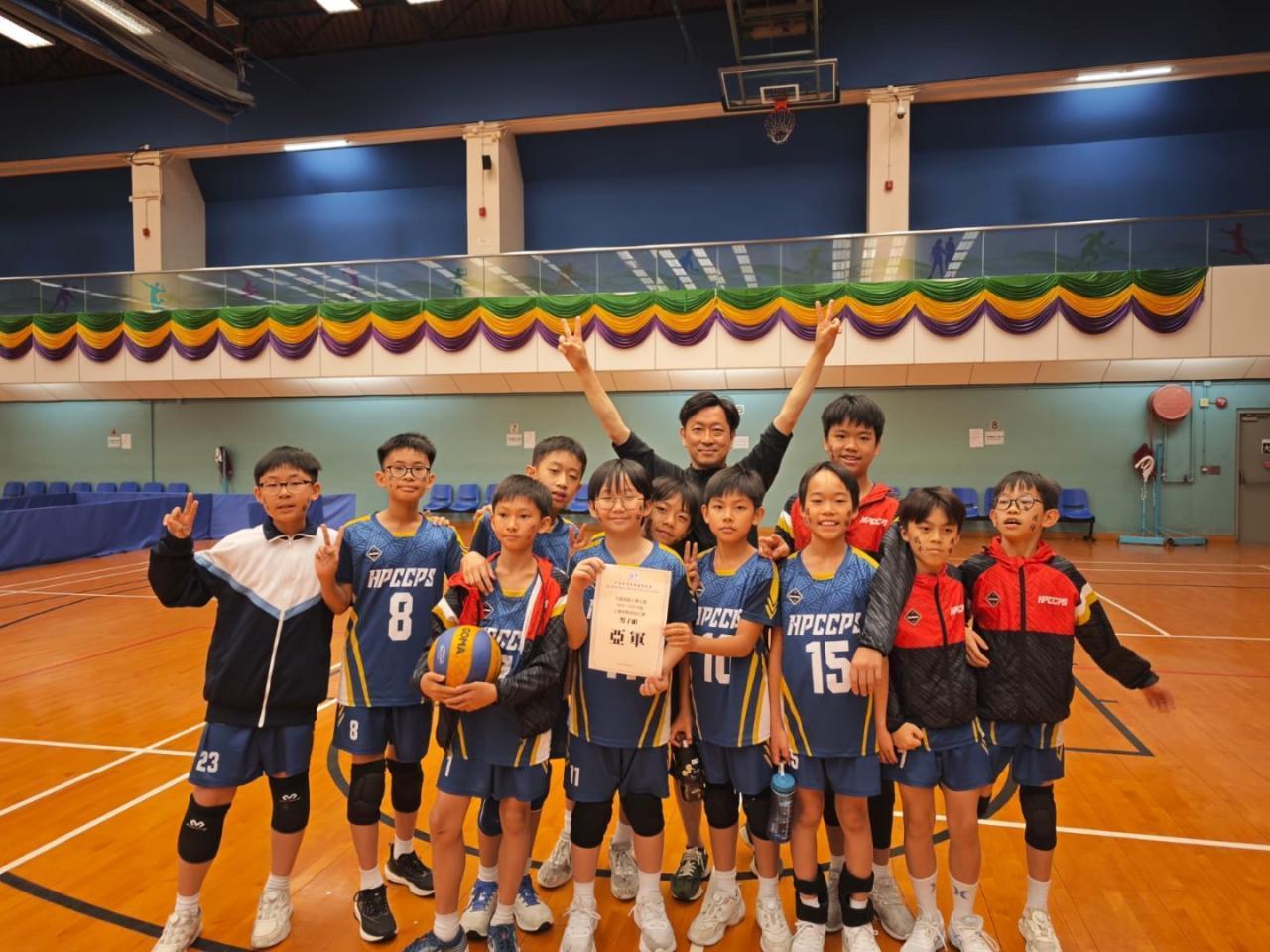 男子排球校隊